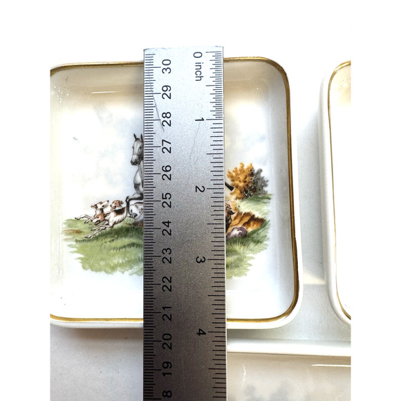 3 Vintage H & Co Selb Bavaria Heinrich Trinket Dishes featuring 3 Hunting Scenes - Picture 7 of 7